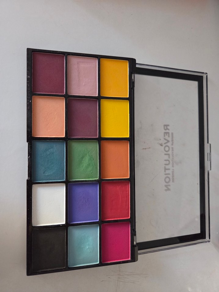 Revolution Çok Renkli Göz Farı Paleti - Görsel 2