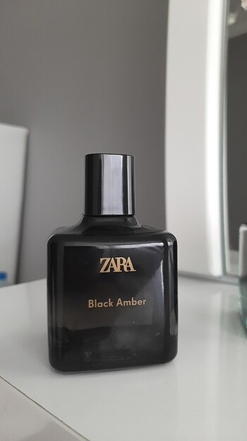 Zara black amber