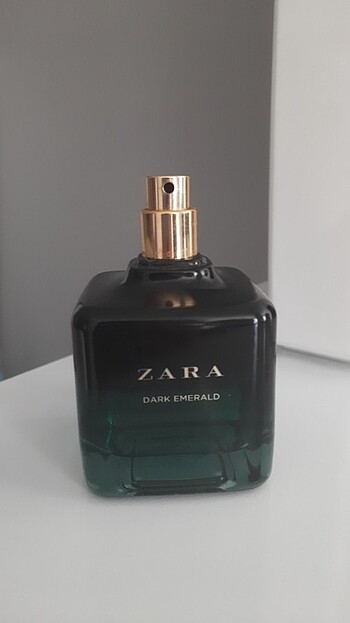 Zara dark emerald parfum