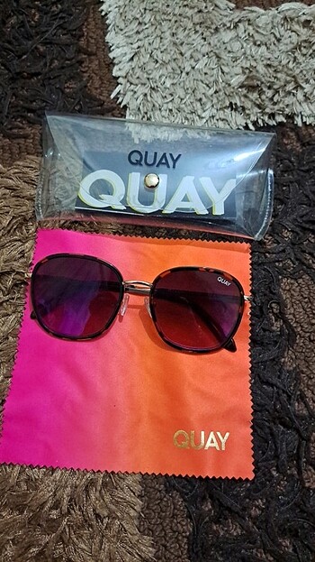  Quay güneş gözlüğü 