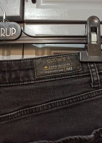 30 Beden siyah Renk COLİNS JEAN