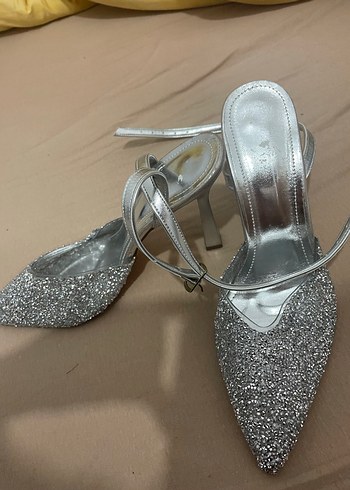 Gri Simli Stiletto Topuklu Kadın Abiye Ayakkabı