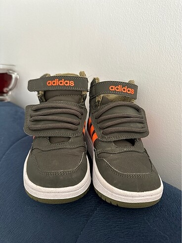 26 Beden haki Renk Orijinal adidas bot
