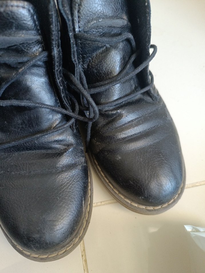 Kemer Detaylı Siyah Erkek Botu 37 no - Görsel 3