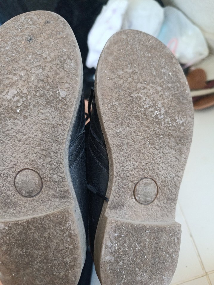 Kemer Detaylı Siyah Erkek Botu 37 no - Görsel 4