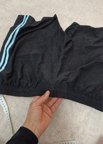 Erkek Siyah Midi Boy Rahat Kesim Şort - Görsel 5