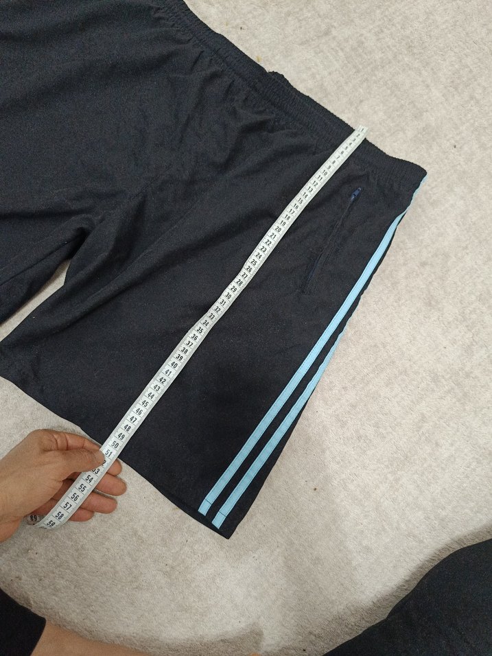 Erkek Siyah Midi Boy Rahat Kesim Şort - Görsel 2