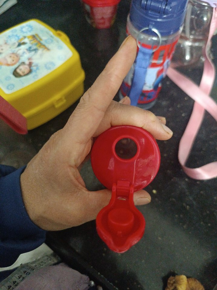 Kırmızı Çocuk Termos Matara - Görsel 3