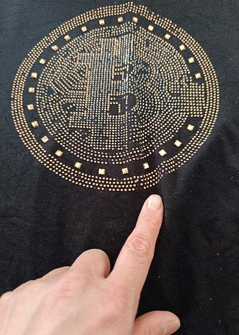 Pul Detaylı Siyah Mini Kadın Bluz - Görsel 4