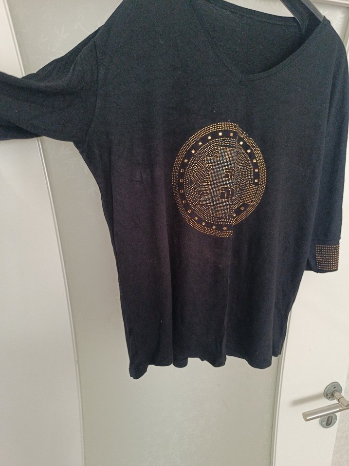 Pul Detaylı Siyah Mini Kadın Bluz - Görsel 2