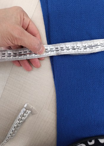 Mavi Yüksek Yakalı Örgü Kadın Kazak - Görsel 3