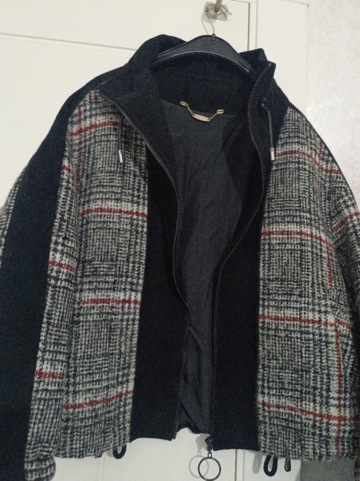 Gri Ekose Desenli Yumuşak Kumaşlı Kadın Ceket - Görsel 2