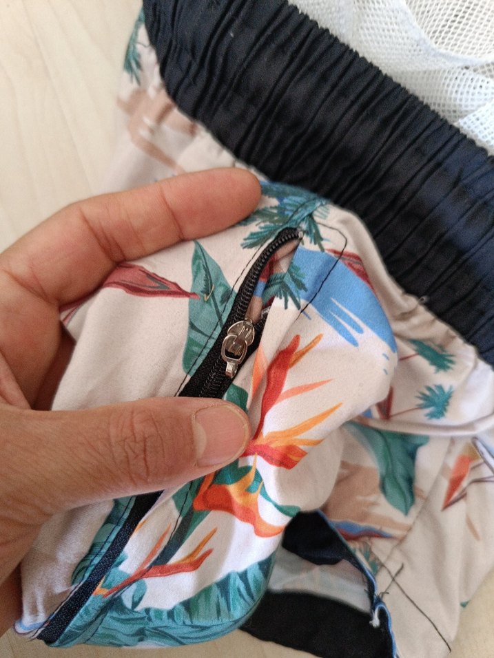 Renkli Bağcıklı Erkek Mini Deniz Şortu - Görsel 4