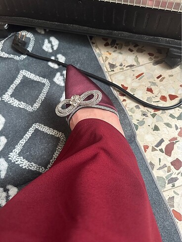 Bordo Taşlı topuklu Ayakkabı