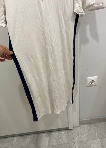 Koton Dik Yaka Beyaz Fermuarlı Midi Elbise