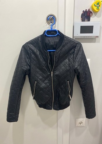 Kadın Siyah Deri Biker Ceket