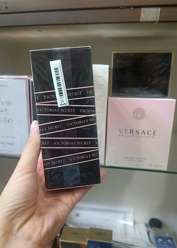  Beden Victoria's Secret Bombshell Kadın Parfümü 100ml