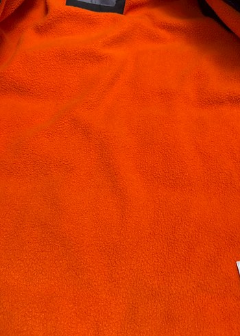 Erkek Çocuk Siyah Kapüşonlu Fermuarlı Mont - Görsel 5