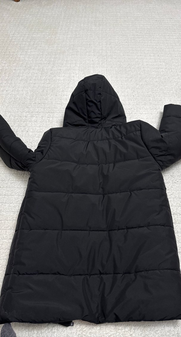 Erkek Çocuk Siyah Kapüşonlu Fermuarlı Mont - Görsel 3