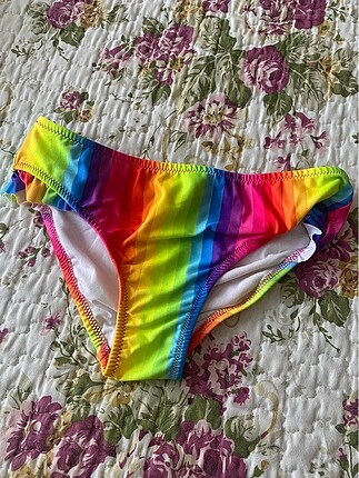 Çocuk bikini altı