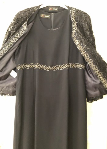 Siyah Dantelli Uzun Kollu Kadın Abiye Elbise - Görsel 3