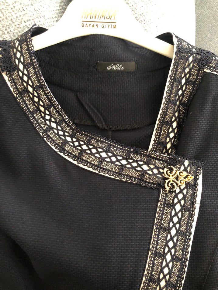 Nakış Detaylı Lacivert Uzun Hamile Kabanı - Görsel 2