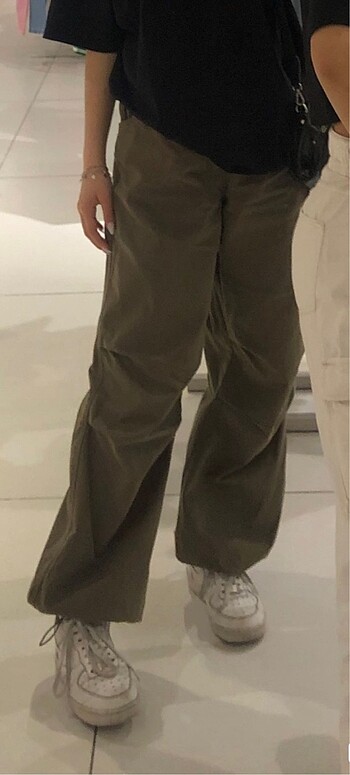 s Beden Bershka paraşüt pantolon