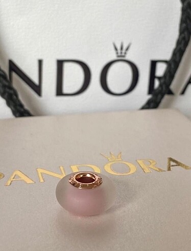 Mat Pembe Murano Cam Charm