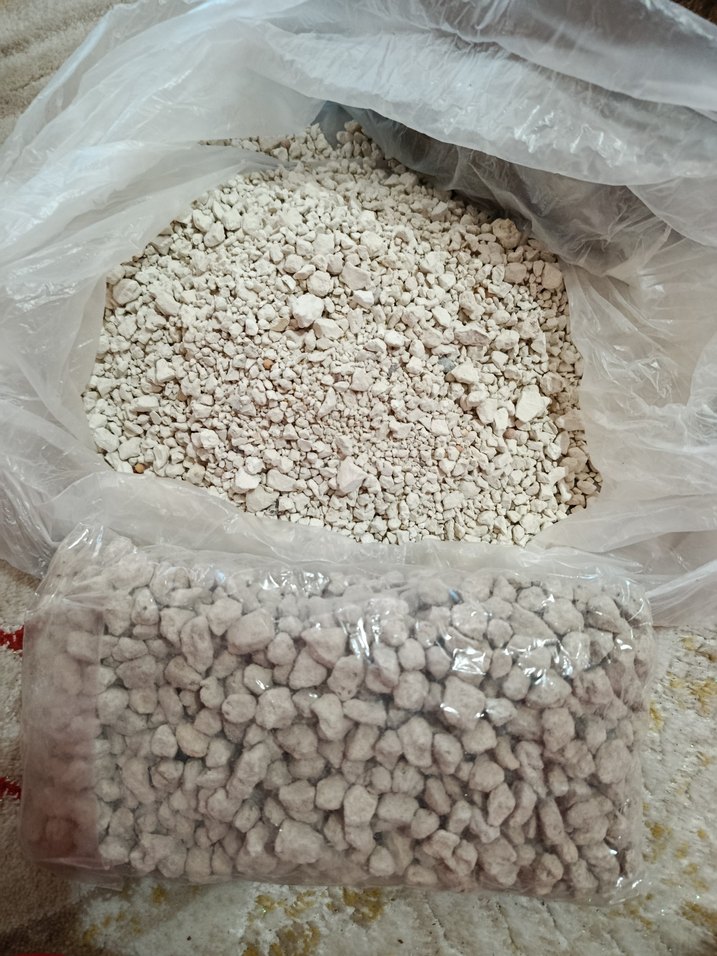 Saksı için iki renk pomza taşı - Görsel 2