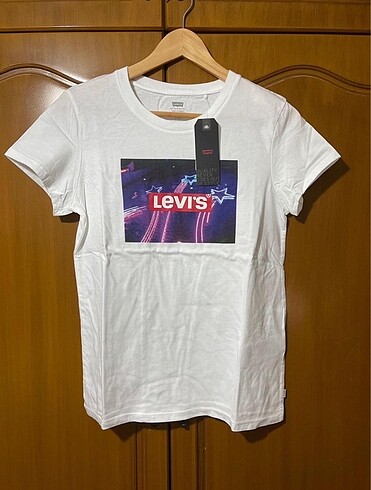 Levis Levis Tshirt