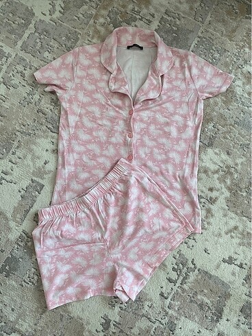 Şotlu pijama takımı