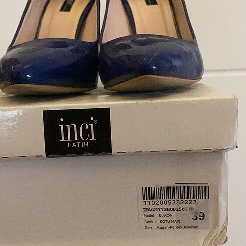 inci İNCİ ** RUGAN KOYU MAVİ STİLETTO**39 no