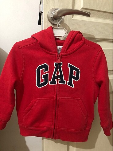 GAP SWEATSHİRT