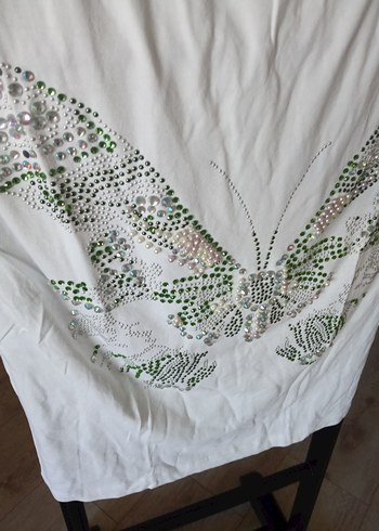 kayık yaka onu işlemeli tişört - Görsel 3