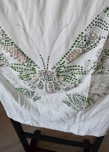 kayık yaka onu işlemeli tişört - Görsel 2