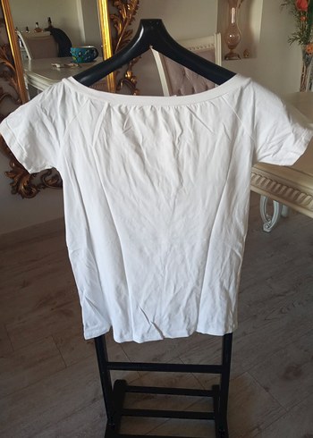 kayık yaka onu işlemeli tişört - Görsel 5