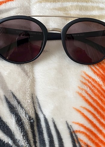 Swing numaralı güneş gözlüğü  - Görsel 2