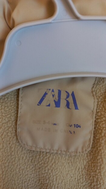 24-36 Ay Beden sarı Renk Zara mont