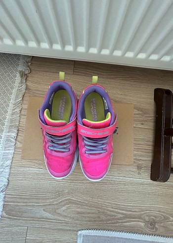 31 Beden Skechers 31 numara Kız Çocuk Pembe Spor Ayakkabı