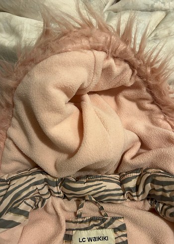 YENİ GİBİ Kız Çocuk  Kürklü Mont - Görsel 6