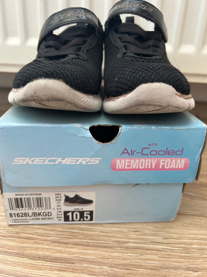Skechers 27 numara Kız Spor Ayakkabı Siyah - Görsel 2