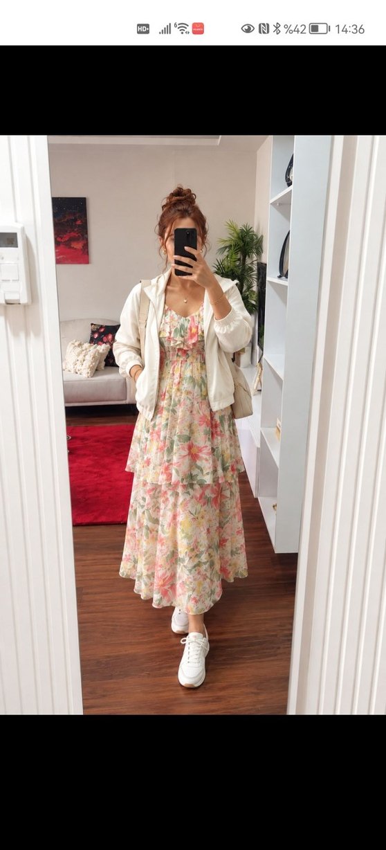 Romantik Çiçekli İnce Askılı Elbise — görsel 2/10