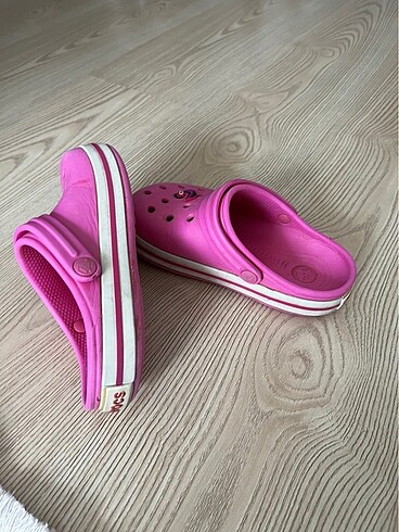 32 Beden Orjinal J1 crocs (32-33)