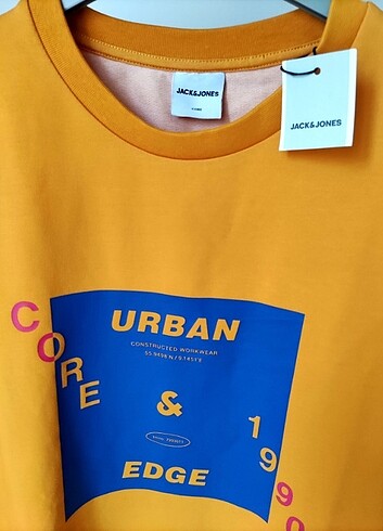 xl Beden altın Renk Jack jones urban sweatshirt sıfır.XL beden