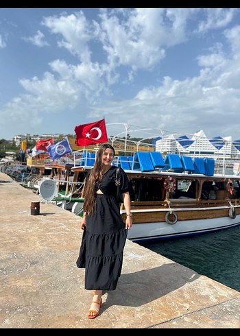 Siyah Püsküllü Bohem Uzun Elbise