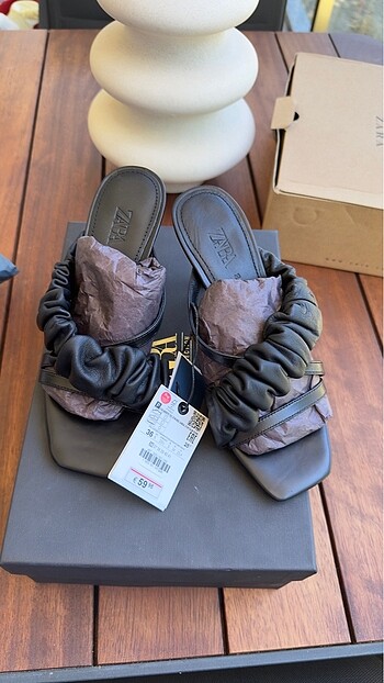 Zara limited edition terlik