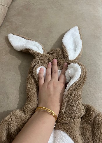 Kahverengi Peluş Bebek Tulumu Beyaz Detaylı - Görsel 5