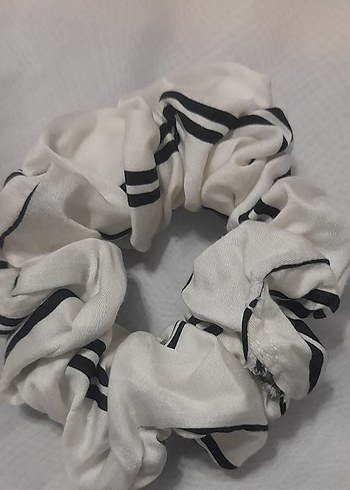 Pembe Fırfırlı Sentetik Kumaş Toka - Görsel 17