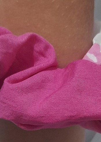 Pembe Fırfırlı Sentetik Kumaş Toka - Görsel 9