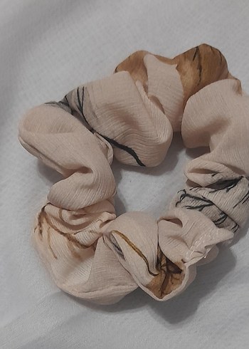 Pembe Fırfırlı Sentetik Kumaş Toka - Görsel 18